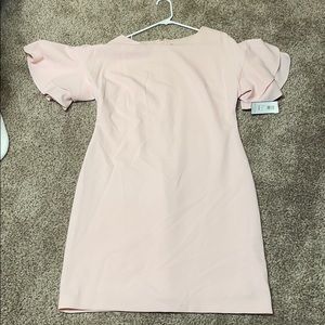 never wore it, it is the cutest thing ever!